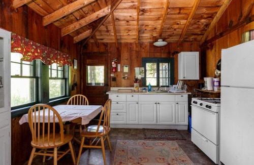 Lyme House | Six Person Cabin Rental on a Lake in the Upper Valley of New Hampshire
