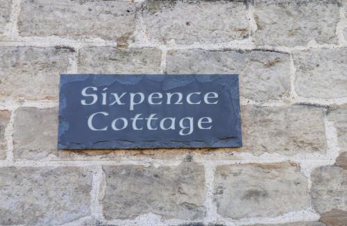 Pickering House | Sixpence Cottage