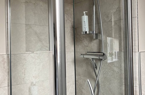 Dunnington House | Sixteen B