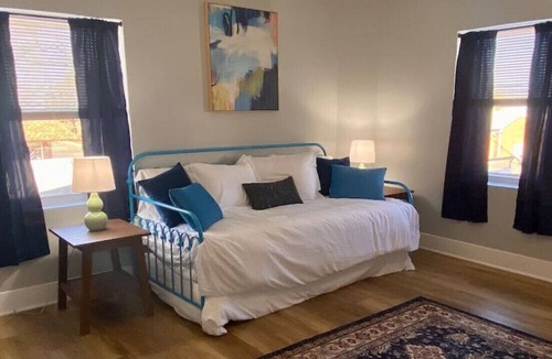 Marlton Condo | SJ Suburban HiDeAwAy