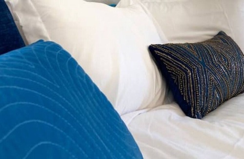 Marlton Condo | SJ Suburban HiDeAwAy