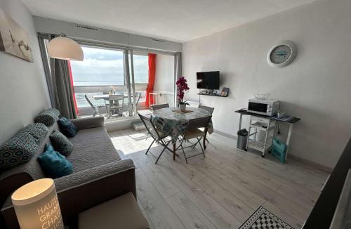 Saint-Jean-de-Monts Apartment | SJ060-035 - Appart Studio cabine 4 couchages SAINT JEAN DE MONTS