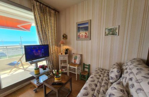 Saint-Jean-de-Monts Apartment | SJ760-084 - Appart studio cabine 4 couchages - SAINT JEAN DE MONTS