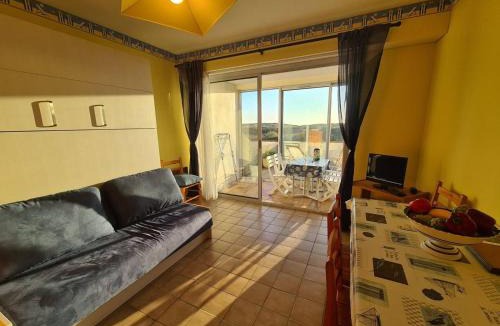 Saint-Jean-de-Monts Apartment | SJ800-006 - Appart Studio cabine 4 couchages - SAINT JEAN DE MONTS