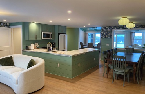 Skaneateles House | Skaneateles country home just a short walk to downtown
