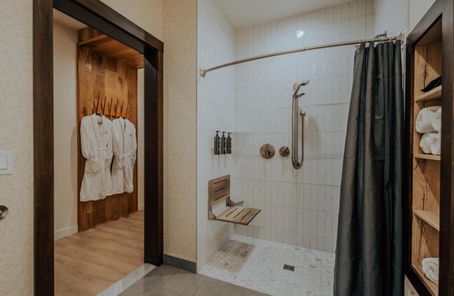 Mottville Hotel | Skaneateles Fields Resort & Spa, Curio Collection By Hilton