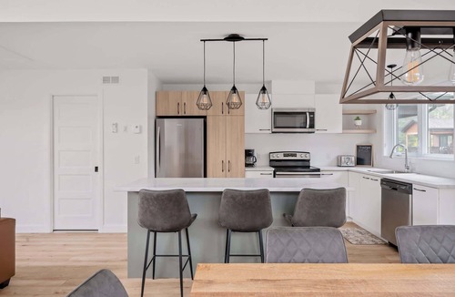 Stoneham Villa | Ski and Spa | L'Altitude des Sommets