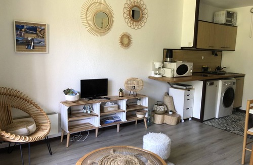 Porte-Puymorens Apartment | Ski apartment near slopes, beautiful mountain view