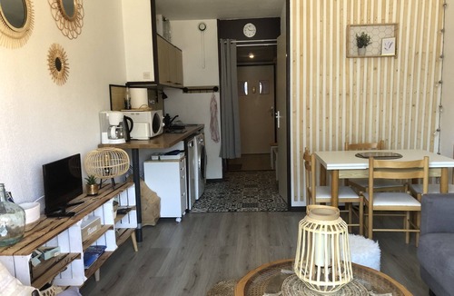 Porte-Puymorens Apartment | Ski apartment near slopes, beautiful mountain view