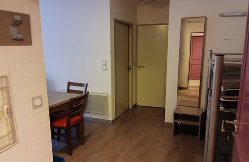 Les Angles Apartment | Ski Apartment with Pool & Free Parking
