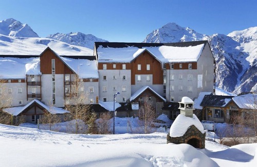 Germ Apartment | Ski aux pieds | Studio/4 confortable | Piscine