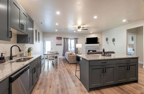 Cedar City House | ★Ski Brian Head★ ☀Zions☀ | Dog Friendly | Family Friendly | Garage