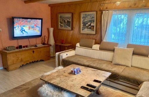 Frauenkirch Apartment | Ski Chalet Rinerhorn