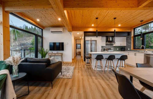 Saint Come Condo | Ski Chalet with Sauna | Mountain | L'Elegant