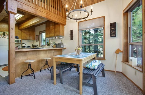 Snoqualmie Pass Ski Chalet | Ski chalet with mountain views.