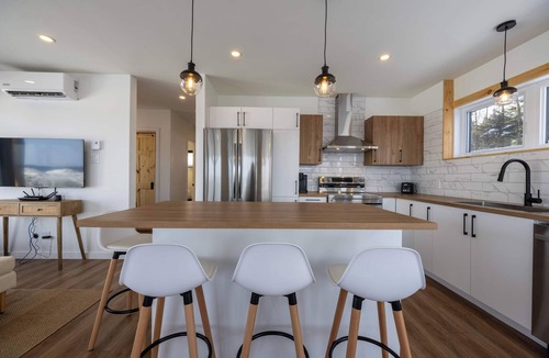 Saint Come Condo | Ski Condo with Spa | Mountain | La Boheme