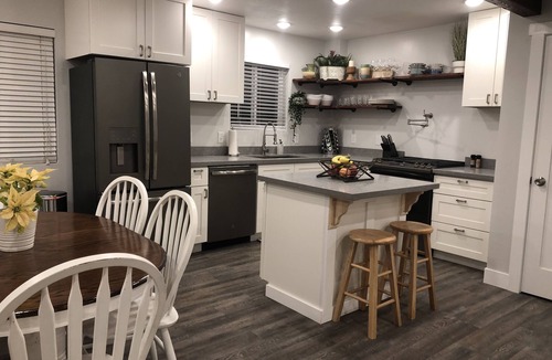 Cottonwood Heights House | Ski Headquarters. Super clean. Sleep like a baby.