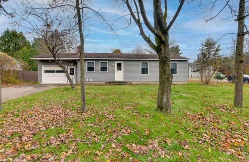 Essex Junction House | Ski, Hike & Explore: Home 5 Mi to Dtwn Burlington!