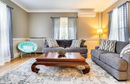 Rutland House | Ski, Hike & Fish: Modern Rutland Home