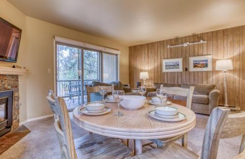 Century West House | Ski House 133 - Meredith Lodging