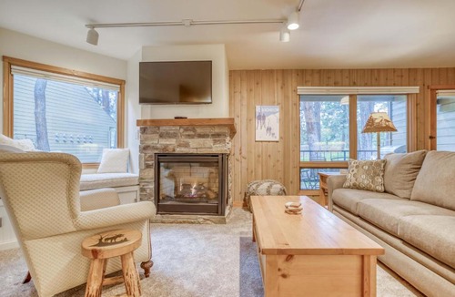 Century West House | Ski House 155 - Meredith Lodging