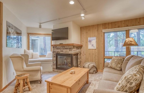 Century West House | Ski House 155 - Meredith Lodging