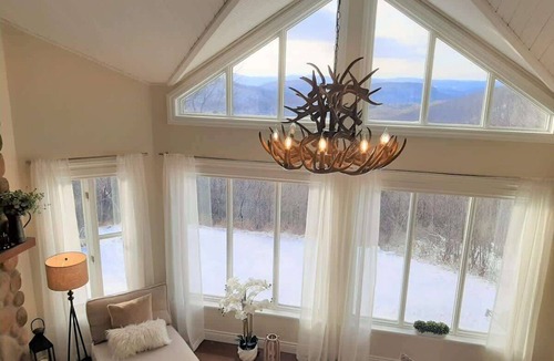 Saint-Faustin-Lac-Carre House | Ski in-Car out View, Hot tub, near Tremblant