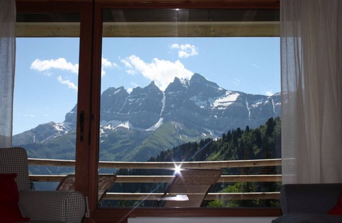 Val d'Illiez Apartment | Ski in & out at Portes du Soleil, sunny Sunjacques facing Dents du Midi
