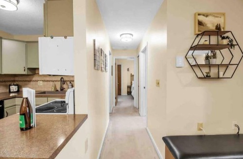 Great Valley Apartment | Ski in/Out & Golf 2 Bed 2 Bath w/Air Conditioning
