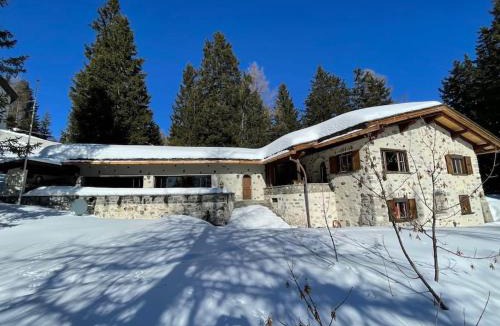 Valbella Villa | Ski In&Out, Lenzerheide freistehendes Top CHALET, urchig, gross
