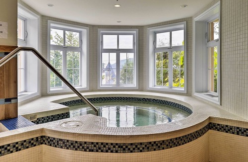 Mont-Tremblant Pedestrian Village Apartment | Ski-In/Out Studio on Mont Tremblant w/ Amenities!