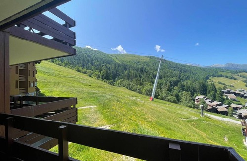 Valmorel Apartment | Ski-in/out studio cabin, pets allowed, Valmorel