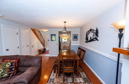 Stowe Area Condo | Ski In/Out! Toll House lift