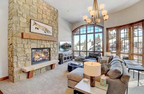 Winter Park House | Ski In Out Villa 456 I Private Hot Tub I Great Views I Activity Program