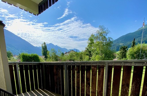 Savognin Apartment | Ski-in/ski-out: 2.5-room apartment directly at the valley station in Savognin