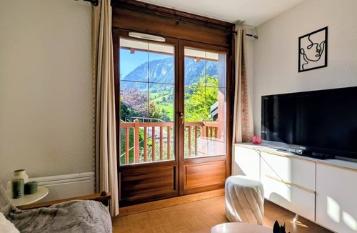 Flumet Apartment | Ski in/ski out apartment & swimming pool - Flumet