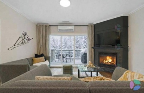 Bromont Condo | Ski-in ski-out au Cercle des Cantons!