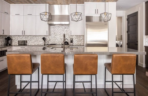 Spanish Peaks House | Ski-In/Ski-Out Cabin with Private Hot Tub and Mountain Views