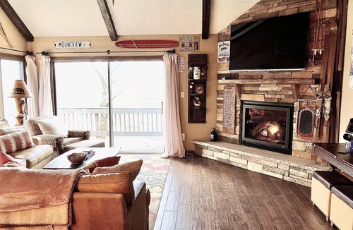 Village at Camelback House | Ski In & Ski Out Deluxe Townhouse on Camelback Mountain. Sleeps 10 comfortably.