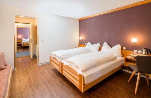 Saas Almagell Hotel | Ski-In/Ski-Out Hotel Sport