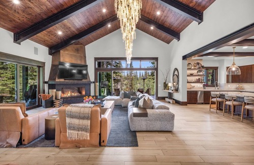 Park City House | Ski In/Ski Out - Luxury Private 6 Bedroom House - Sleeps 12