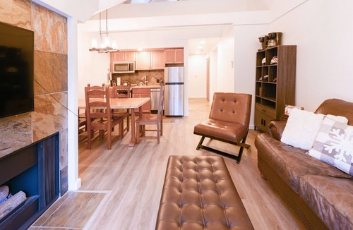 North Park City Condo | Ski-In/Ski-Out PARK CITY VACATION CONDO with MOUNTAIN VIEW!