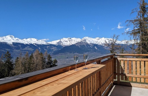 Veysonnaz Apartment | Ski-in Ski-out PENTHOUSE - Les Mayens MA 022 - LU