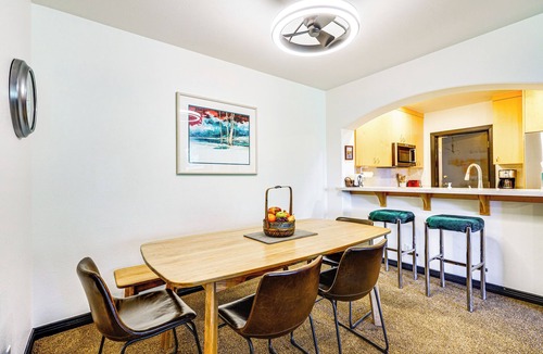 Salt Lake Mountain Resorts Condo | Ski-In/Ski-Out Solitude Condo w/Rooftop Hot Tub!