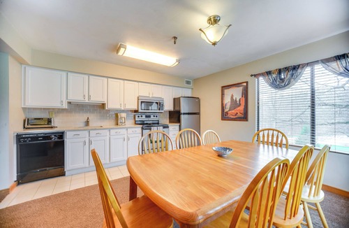 Seven Springs Condo | Ski-In/Ski-Out Seven Springs Mtn Condo w/Shuttle!