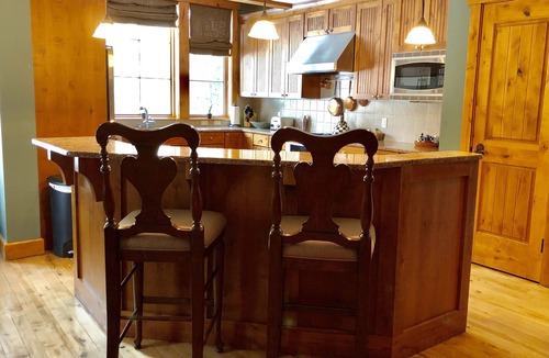 Stowe Area House | Ski In & Ski Out - Slopeside in Stowe