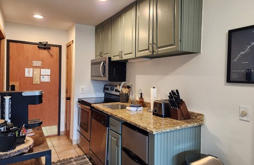 Lutsen Condo | Ski-In/Ski-Out Suite w/Whirlpool, Pool, & Hot Tub on Lutsen Mountain