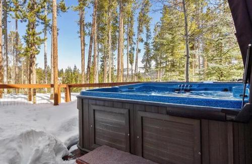 Four O'Clock House | Ski Inn home