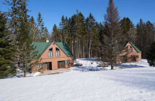 Killington House | ☆ SKI ON & OFF ☆ Spruce Glen A on Great Eastern Trail w/AC, Fireplace, Sauna