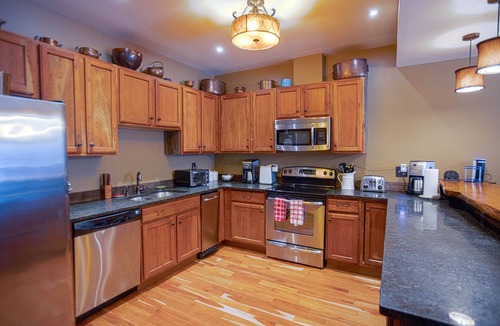 Hunter Condo | Ski on/Ski off, Convenient, Spacious & Extra Clean, Perfect for Large Families